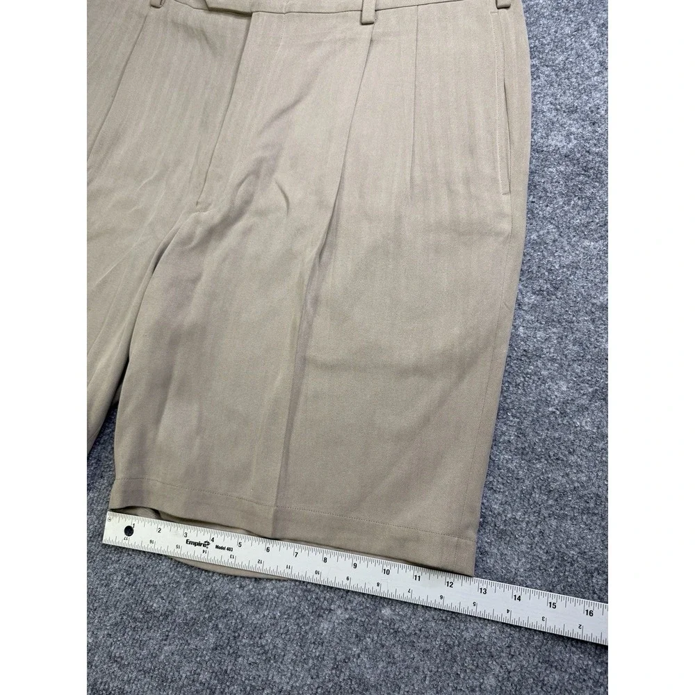 Jos. A Bank Men's Shorts 100% Silk Size 40 Beige Herringbone Pleated Chino VTG